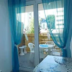 Le Petit Nid Apartment *